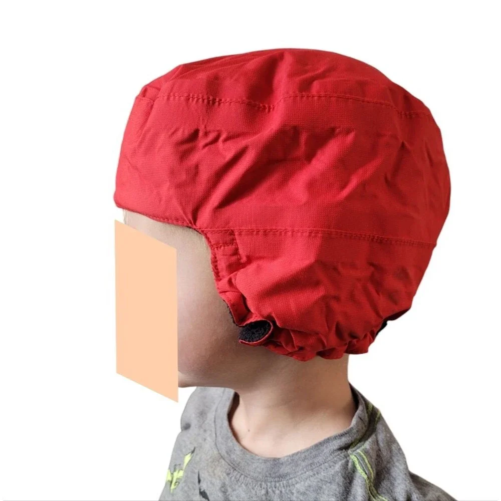 Lowe Alpine Child's Hat Cinch Outdoor Warm Skiing Snowboard Red Extra Small